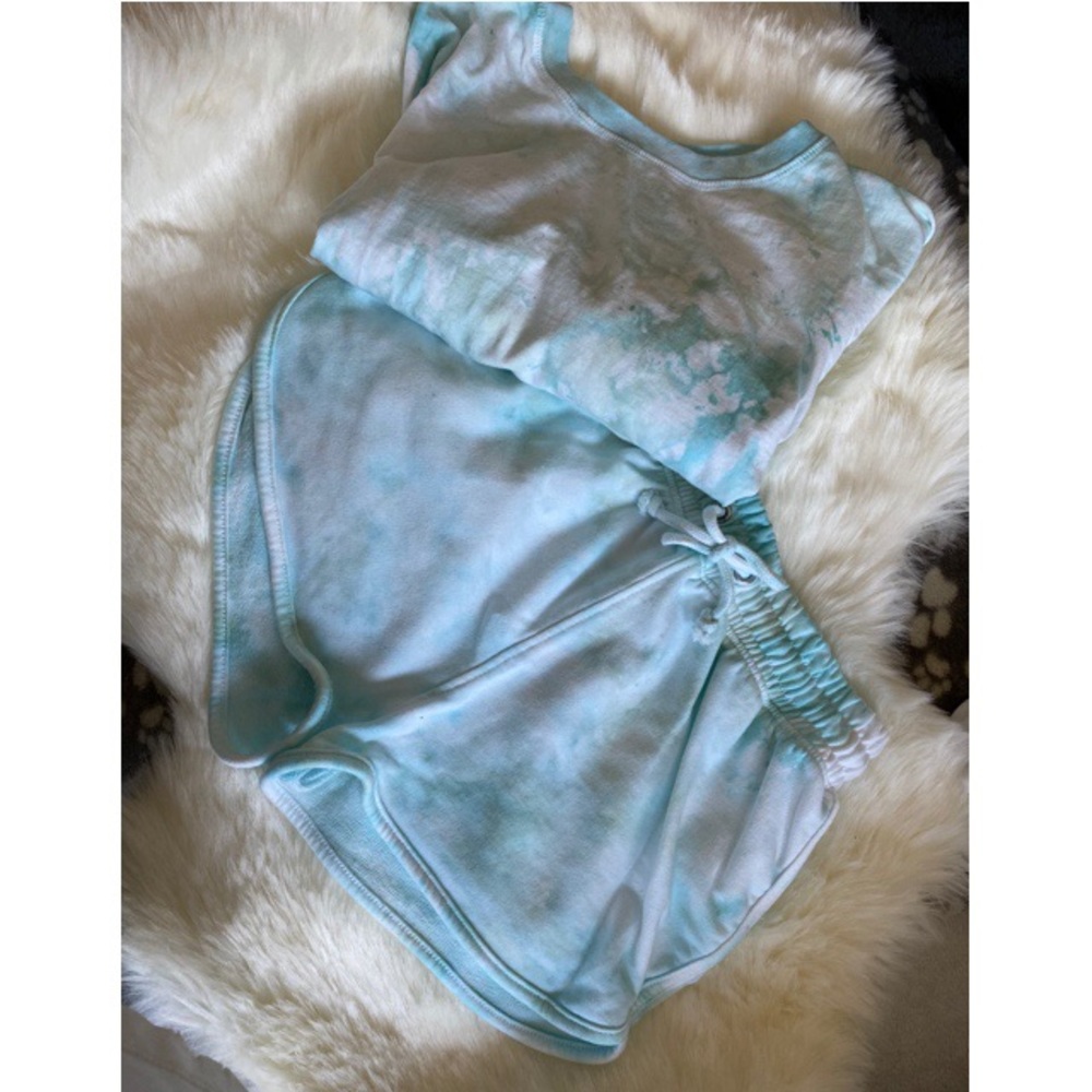 Crop Top + shorts set custom Tie Dye Aqua